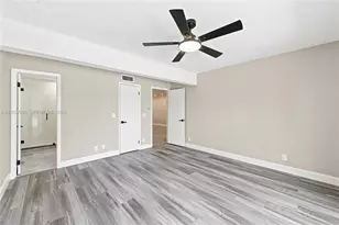 450 SW 1st St, Boca Raton, FL 33432 - Photo 27