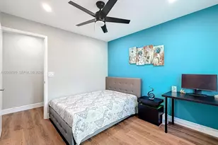 10977 Longboat Dr, Cooper City, FL 33026 - Photo 27