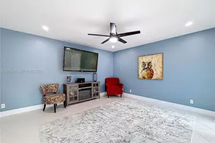 10977 Longboat Dr, Cooper City, FL 33026 - Photo 9