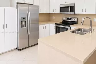 464 NE 210th Cir Terrace, Miami, FL 33179 - Photo 1