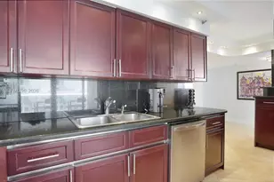 5757 Collins Ave, Miami Beach, FL 33140 - Photo 23