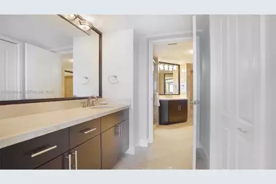 5757 Collins Ave #1505, Miami Beach, FL 33140 - Photo 21