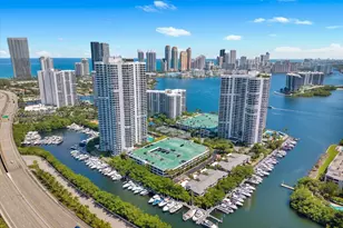 3500 Mystic Pointe Dr, Aventura, FL 33180 - Photo 31