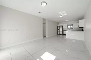 11982 SW 213th St, Miami, FL 33177 - Photo 7