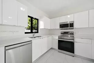 11982 SW 213th St, Miami, FL 33177 - Photo 11