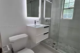 15 Sidonia Ave, Coral Gables, FL 33134 - Photo 9