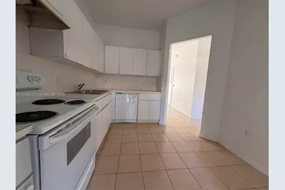 13252 Old Biscayne Dr #802, Homestead, FL 33033 - Photo 7