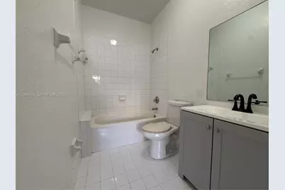 13252 Old Biscayne Dr #802, Homestead, FL 33033 - Photo 5