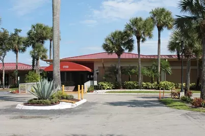 136 Lake Dora Dr #136, West Palm Beach, FL 33411 - Photo 41