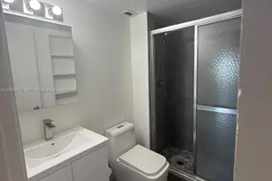1351 NE Miami Gardens Dr, Miami, FL 33179 - Photo 9