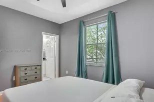 2928 SE 2nd St, Homestead, FL 33033 - Photo 17