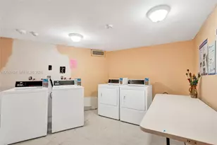 2025 NE 164th St, North Miami Beach, FL 33162 - Photo 59