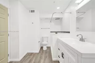 2025 NE 164th St, North Miami Beach, FL 33162 - Photo 31