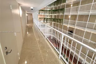 1717 N Bayshore Dr, Miami, FL 33132 - Photo 35