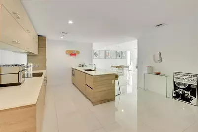 1300 S Miami Ave #1610, Miami, FL 33130 - Photo 3