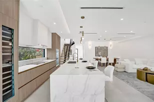 1821 NE 26th Ave, Fort Lauderdale, FL 33305 - Photo 17