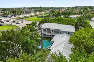 12141 Walsh Blvd, Miami, FL 33184 - Photo 3