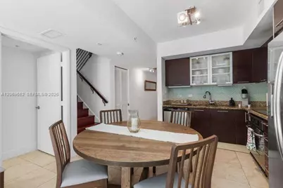 41 SE 5th St #308, Miami, FL 33131 - Photo 9