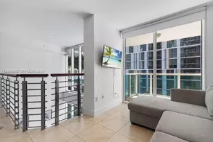 41 SE 5th St, Miami, FL 33131 - Photo 27