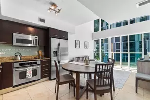 41 SE 5th St, Miami, FL 33131 - Photo 1