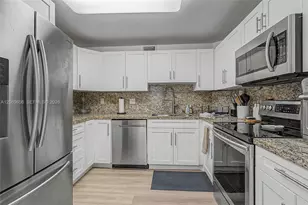 10852 N Kendall Dr, Miami, FL 33176 - Photo 5