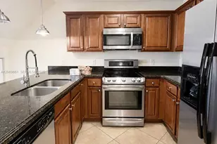 1000 Palm Trail, Delray Beach, FL 33483 - Photo 3