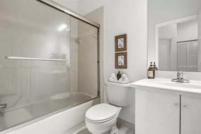 1514 Winterberry Ln, Weston, FL 33327 - Photo 27
