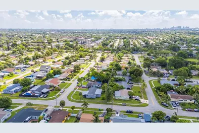 6270 NW 16th Ct, Sunrise, FL 33313 - Photo 37