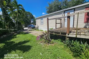 6 Ct SW 6th Ct, Davie, FL 33325 - Photo 1