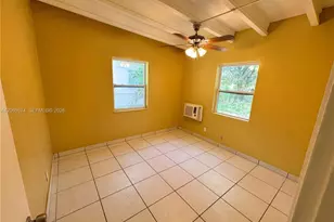 730 NW 15th Terrace, Fort Lauderdale, FL 33311 - Photo 5