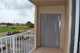 8500 NW 8th St, Miami, FL 33126 - Photo 13
