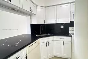 8500 NW 8th St, Miami, FL 33126 - Photo 3