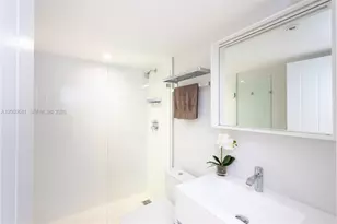199 Ocean Ln Dr, Key Biscayne, FL 33149 - Photo 17