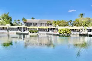 6364 Milk Wagon Ln, Miami Lakes, FL 33014 - Photo 13