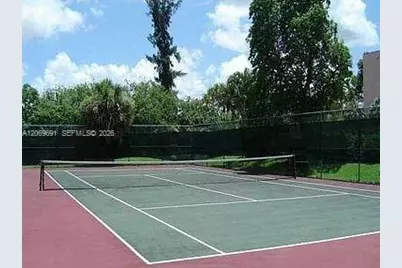 7000 NW 186th St #4-323, Hialeah, FL 33015 - Photo 7