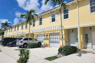 1107 NW 40th Ter, Lauderhill, FL 33313 - Photo 5