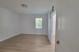1107 NW 40th Ter, Lauderhill, FL 33313 - Photo 17