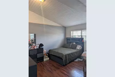 560 NW 184th Ter, Miami Gardens, FL 33169 - Photo 25