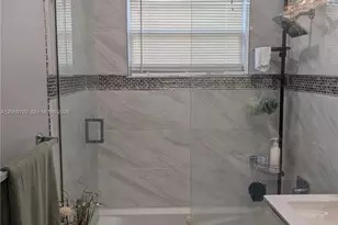 560 NW 184th Terrace, Miami Gardens, FL 33169 - Photo 21