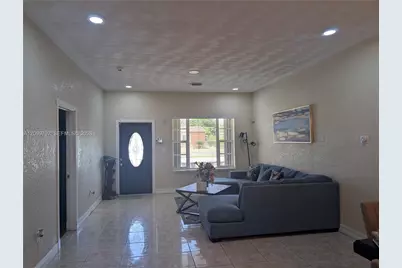 560 NW 184th Ter, Miami Gardens, FL 33169 - Photo 5