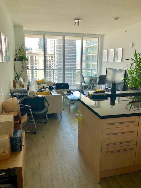 79 SW 12 #3611 - 79 SW 12 #3611, Miami, FL 33130 Luxury Property | Jose Angel Pina