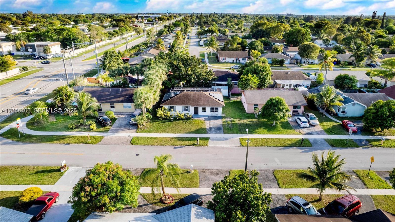 8110 SW 4th Pl - 8110 SW 4th Pl, North Lauderdale, FL 33068 Luxury Property | Jose Angel Pina