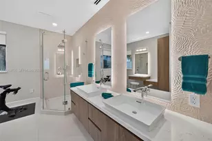 2126 Quail Roost Dr, Weston, FL 33327 - Photo 9