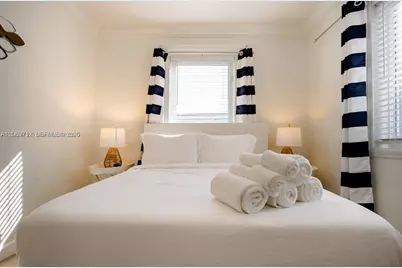 2160 NW 18th Ter, Miami, FL 33125 - Photo 5