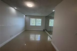 432 Lakeside Dr, Margate, FL 33063 - Photo 3