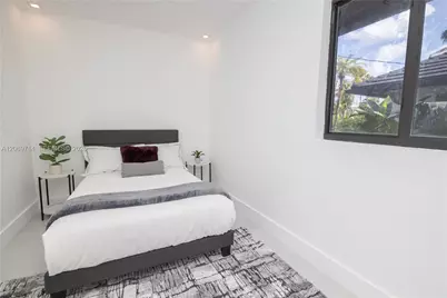 201 Holiday Dr, Hallandale Beach, FL 33009 - Photo 19