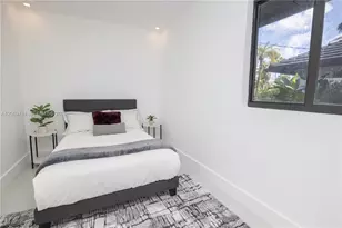 201 Holiday Dr, Hallandale Beach, FL 33009 - Photo 19