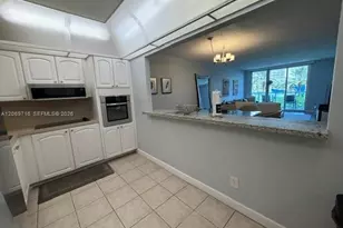 19370 Collins Ave, Sunny Isles Beach, FL 33160 - Photo 15