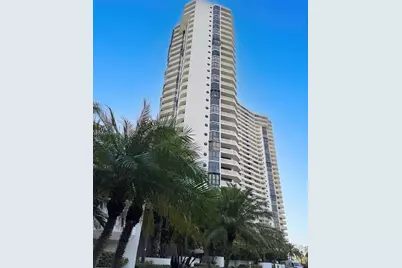1000 W Island Blvd #1911, Aventura, FL 33160 - Photo 67