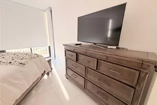 1000 W Island Blvd, Aventura, FL 33160 - Photo 33